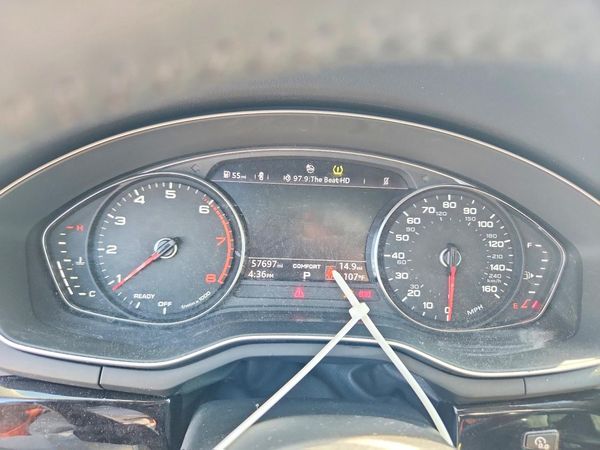 2019 AUDI A4 Premium, Titanium