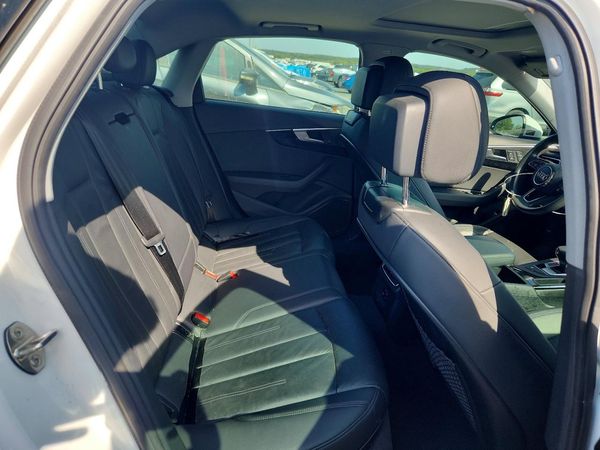 2019 AUDI A4 Premium, Titanium