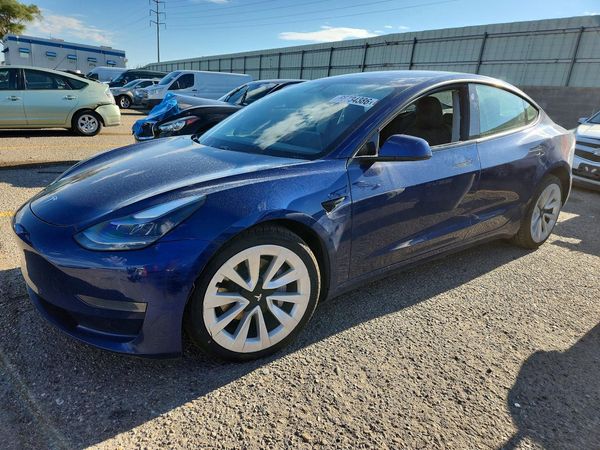 2021 TESLA MODEL 3 — Front 3/4