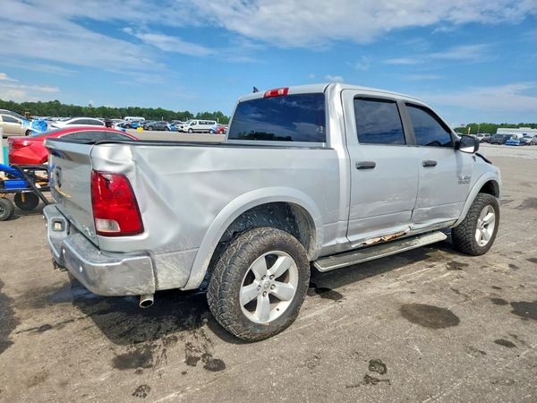 2014 RAM 1500 SLT