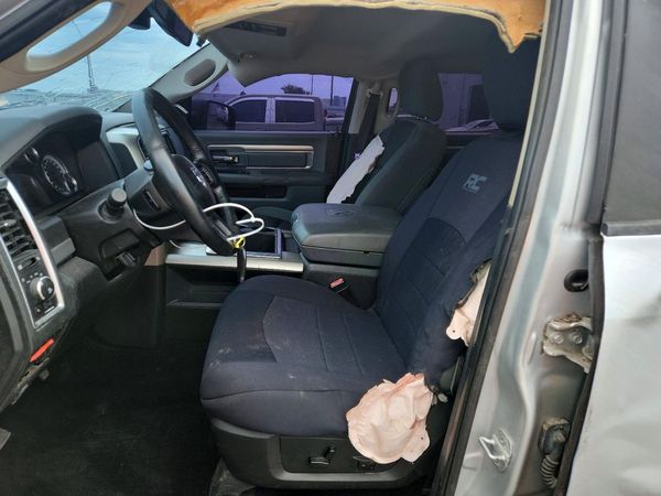 2014 RAM 1500 SLT