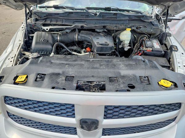 2014 RAM 1500 SLT