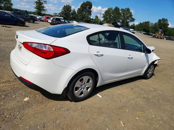 2016 KIA FORTE