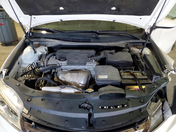 2015 TOYOTA CAMRY