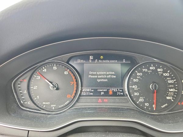 2020 AUDI A4 quattro Premium