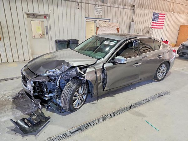 2015 INFINITI Q50 HYBRID