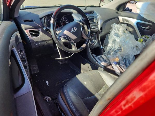2013 HYUNDAI ELANTRA — CKPT