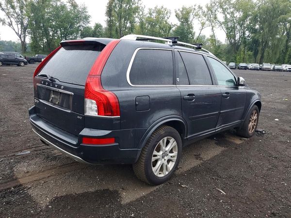 2014 VOLVO XC90