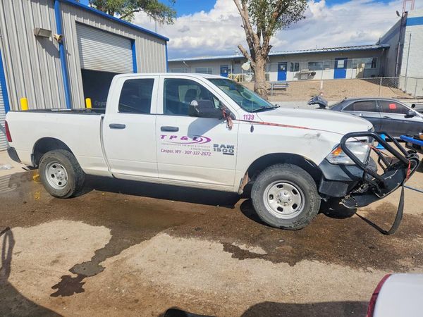 2022 RAM 1500 CLASSIC Tradesman — Passenger 3/4