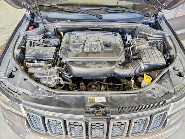 2017 JEEP GRAND CHEROKEE