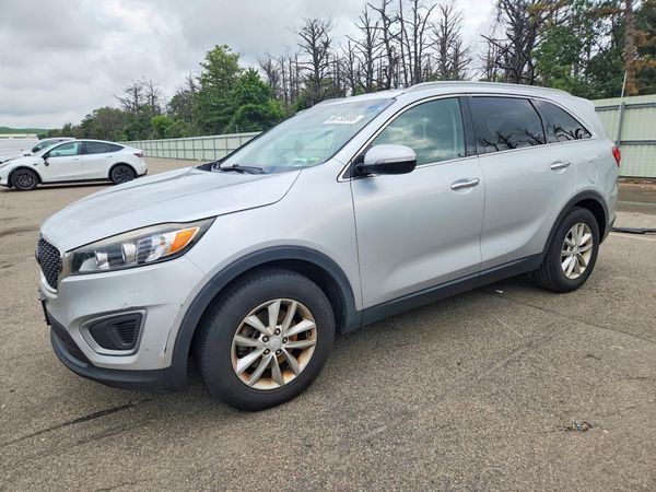 2016 KIA SORENTO L / LX
