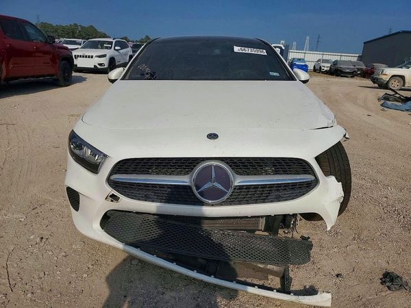 2019 MERCEDES-BENZ A