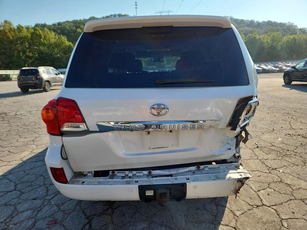 2015 TOYOTA LAND CRUISER VX-R