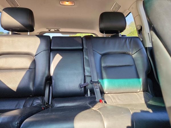 2015 TOYOTA LAND CRUISER VX-R