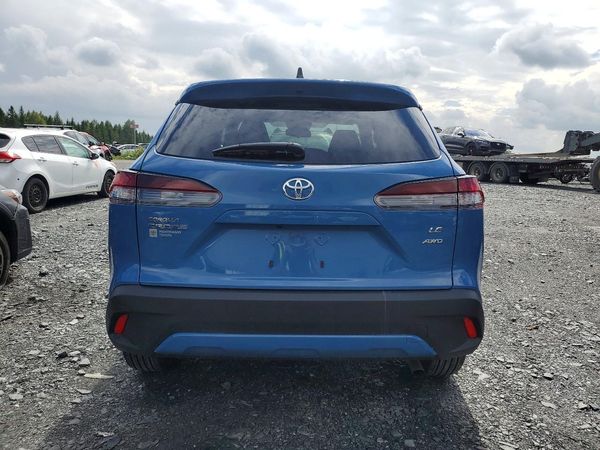 2026 TOYOTA COROLLA CROSS LE