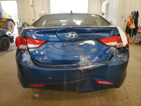 2013 HYUNDAI ELANTRA