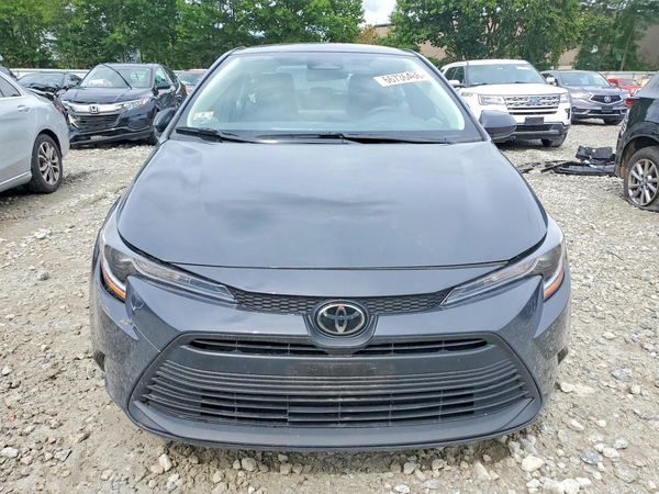 2025 TOYOTA COROLLA