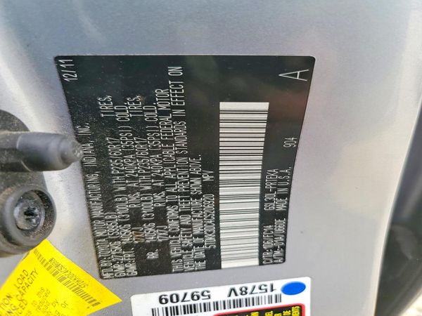 2012 TOYOTA SIENNA