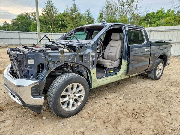 2022 CHEVROLET SILVERADO LTZ — Front 3/4