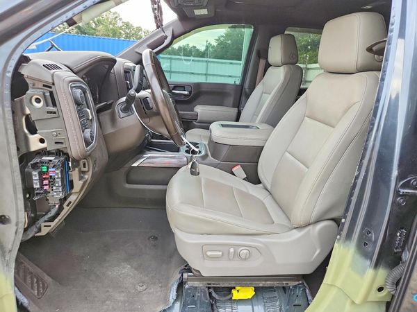 2022 CHEVROLET SILVERADO LTZ — DENT