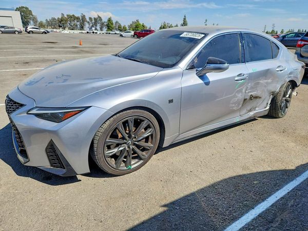 2025 LEXUS IS 300
