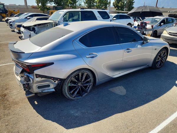 2025 LEXUS IS 300