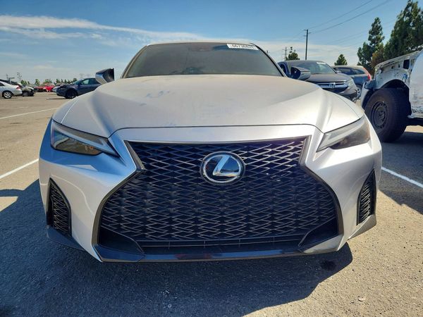 2025 LEXUS IS 300