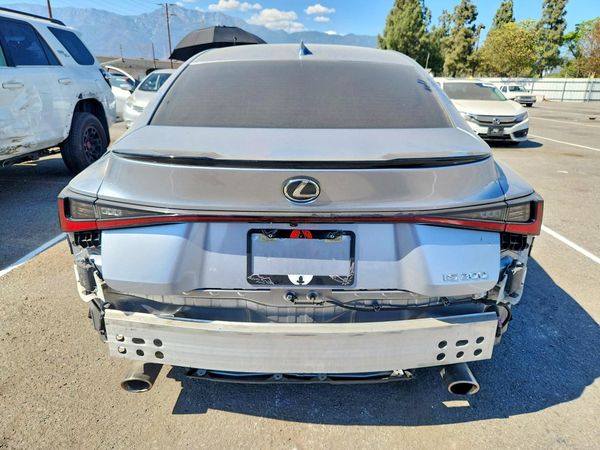 2025 LEXUS IS 300