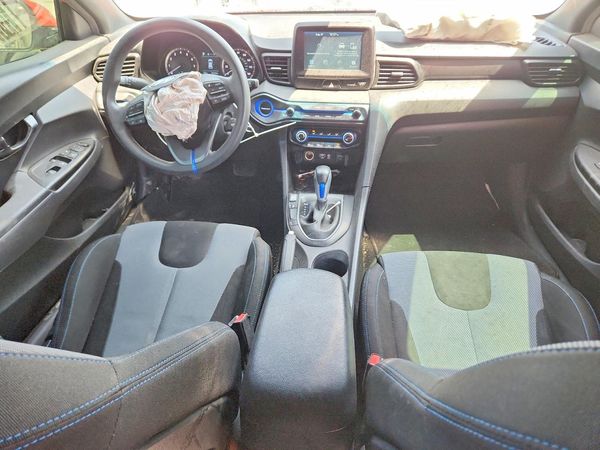 2019 HYUNDAI VELOSTER 2.0L and 2.0L Premium