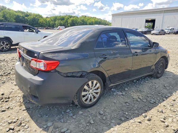 2012 TOYOTA COROLLA