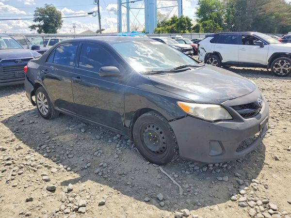2012 TOYOTA COROLLA