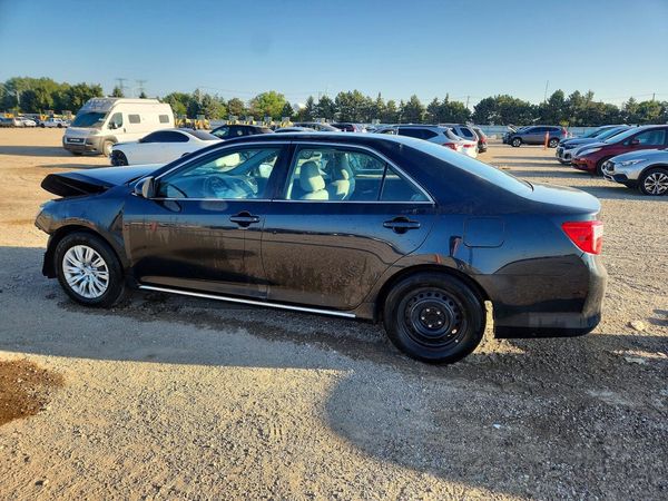 2013 TOYOTA CAMRY