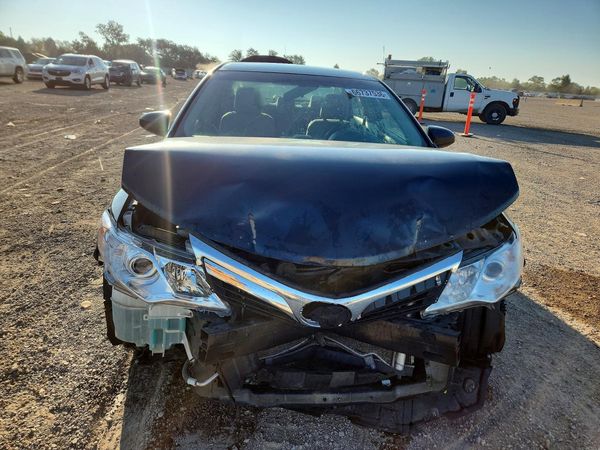 2013 TOYOTA CAMRY