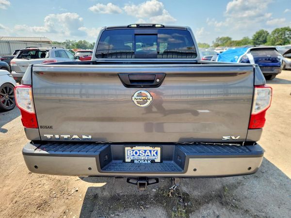 2021 NISSAN TITAN Crew Cab — DIRR
