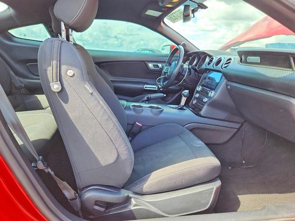 2019 FORD MUSTANG I4 Coupe