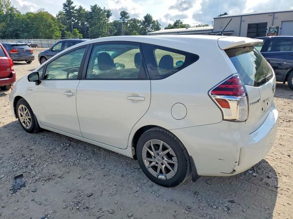 2016 TOYOTA PRIUS