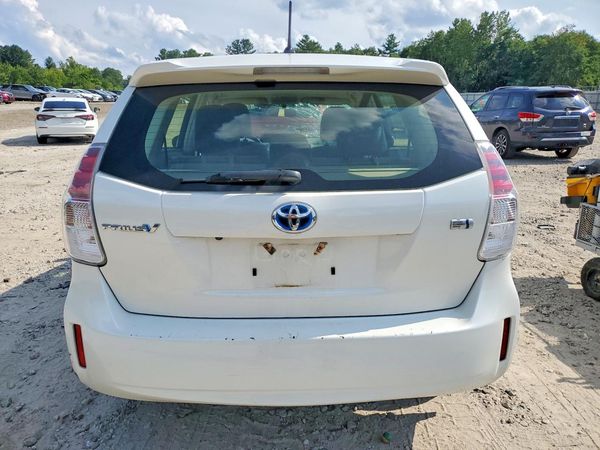 2016 TOYOTA PRIUS