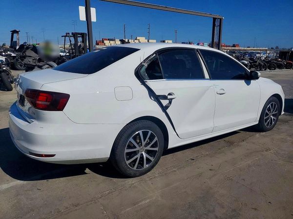 2017 VOLKSWAGEN JETTA
