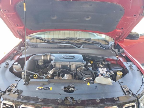 2025 JEEP COMPASS Limited — Engine bay