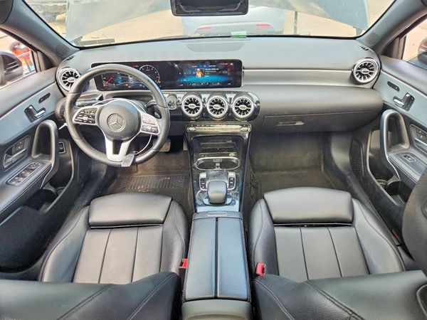 2019 MERCEDES-BENZ A
