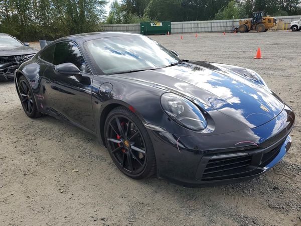 2020 PORSCHE 911
