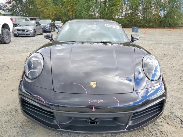 2020 PORSCHE 911