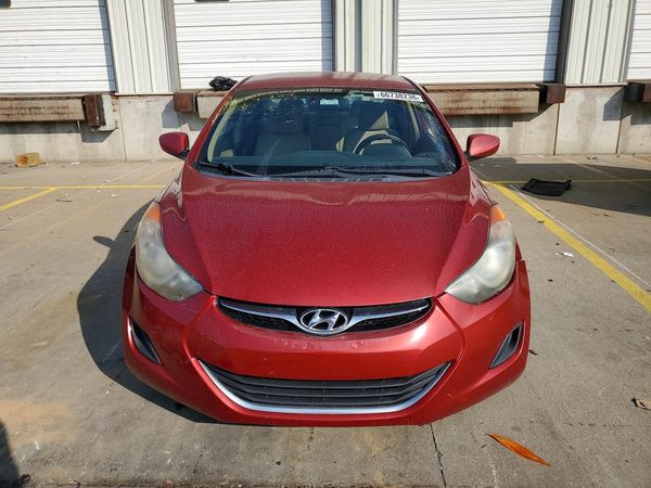 2013 HYUNDAI ELANTRA