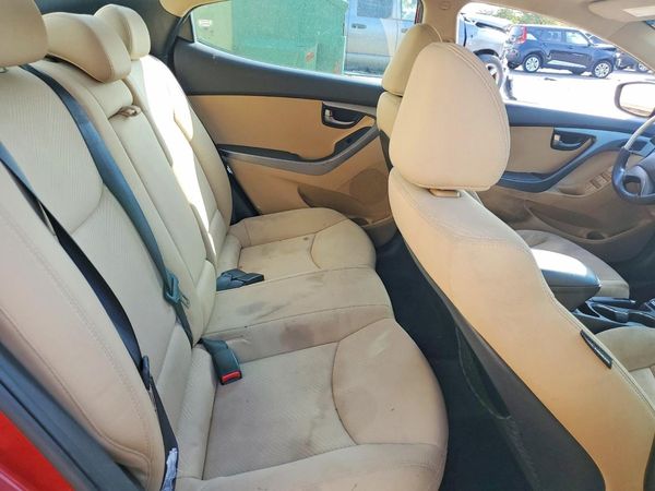 2013 HYUNDAI ELANTRA