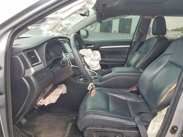 2016 TOYOTA HIGHLANDER Base/Hybrid