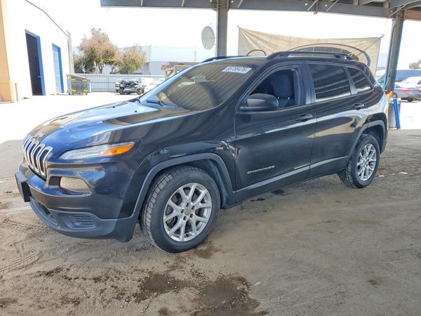 2016 JEEP CHEROKEE Sport — Front 3/4