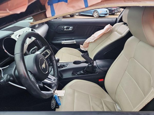 2017 FORD MUSTANG — DENT