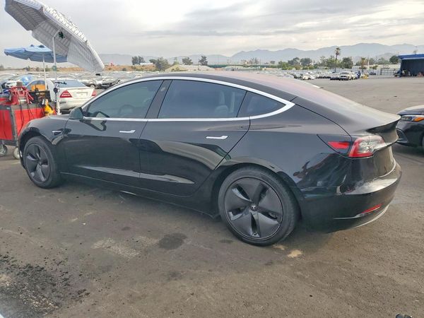 2018 TESLA MDL 3