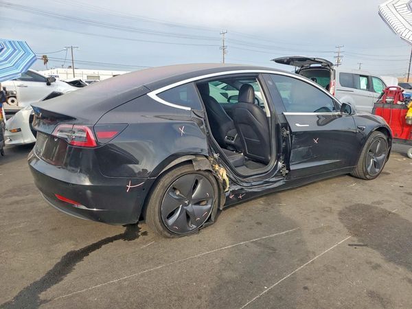 2018 TESLA MDL 3