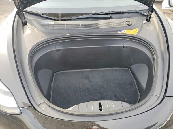 2018 TESLA MDL 3